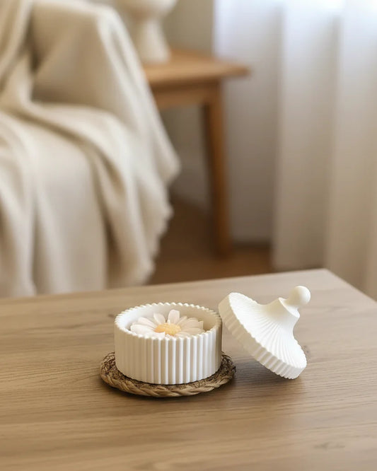 Daisy Ribbed Jar Candle — Hand-Poured Soy Wax Scented India