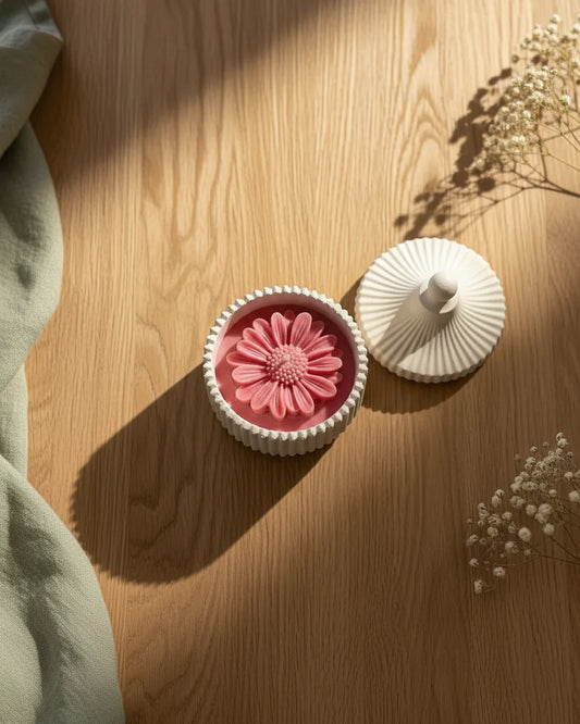 Daisy Jar Candle — Hand-Poured Soy Wax Aromatherapy Candle India